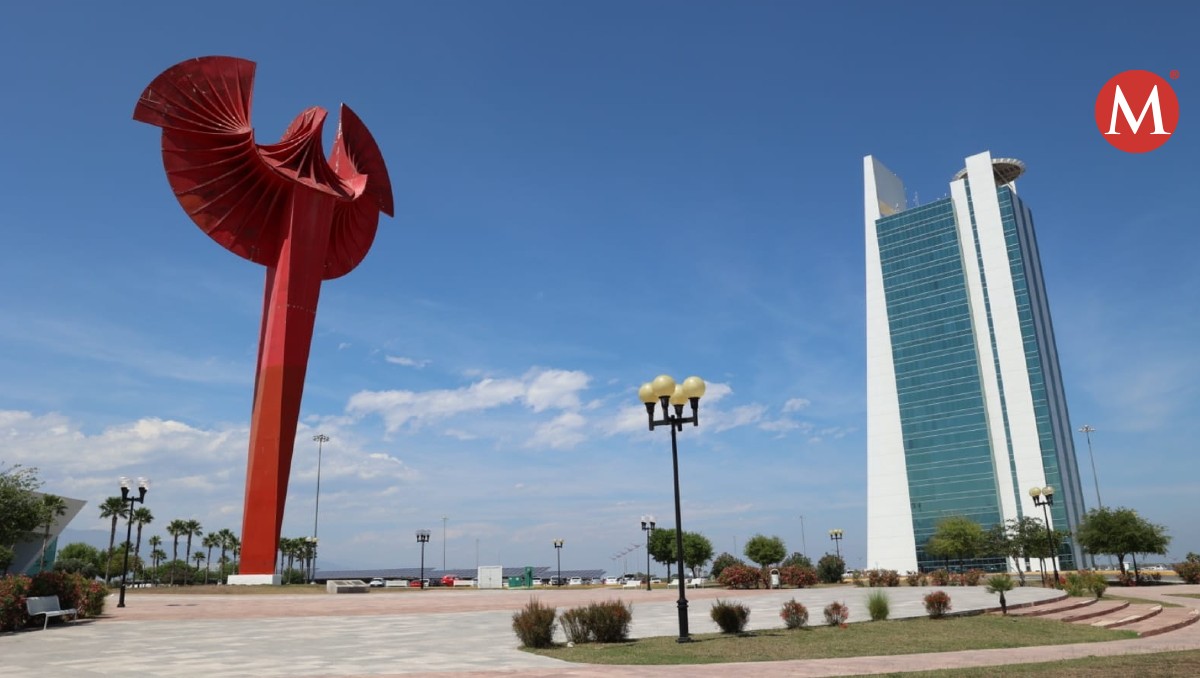 Torre Bicentenario del gobierno de Tamaulipas.