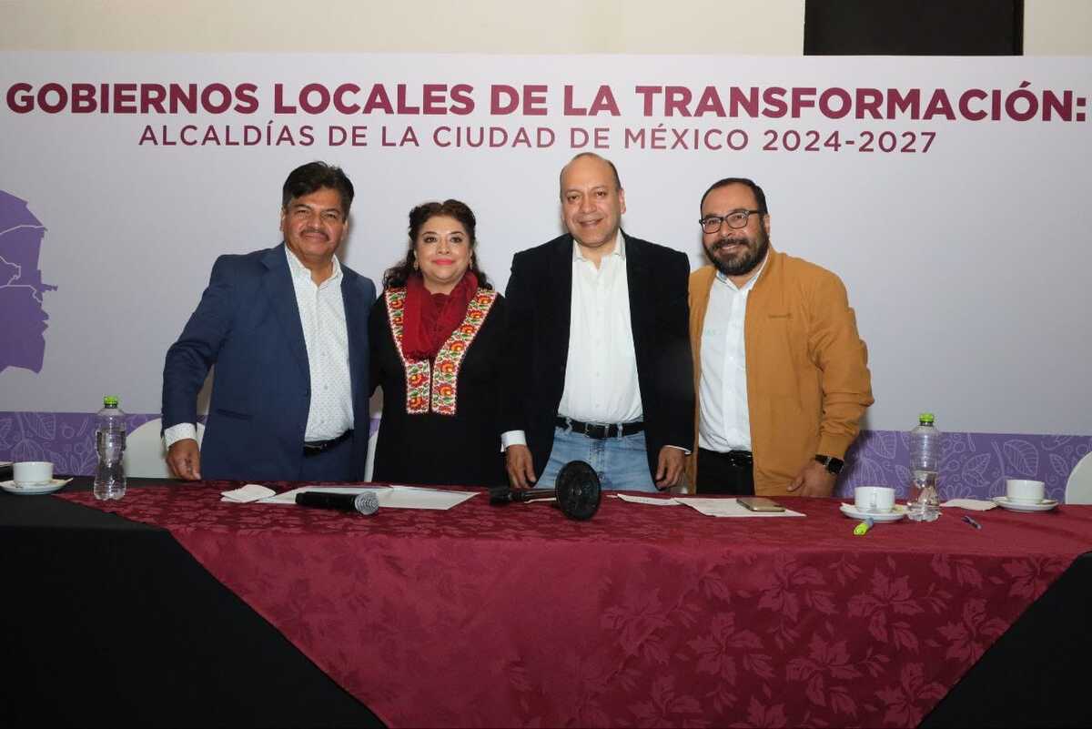 Clara Brugada se reúne con alcaldes electos de la Ciudad de México.