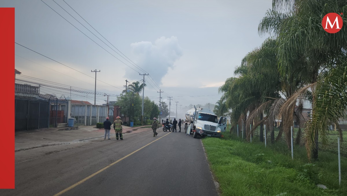 Una fuga de gasolina se registró en Zapotlanejo (Juan Carlos Munguía)