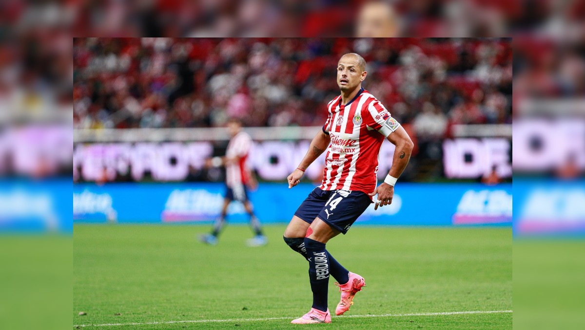 Chicharito Hernández en un juego en el estadio Akron (Mexsport)