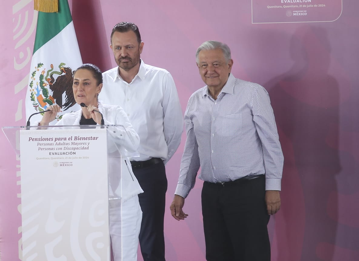 Claudia Sheinbaum y Andrés Manuel López Obrador piden respeto a Mauricio Kuri. | Foto: Araceli López