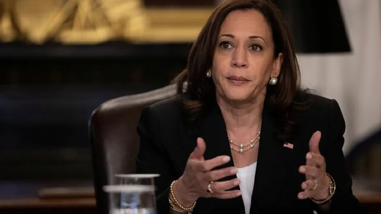 Kamala Harris elogia a Joe Biden tras dejar la campaña para reelección en Estados Unidos