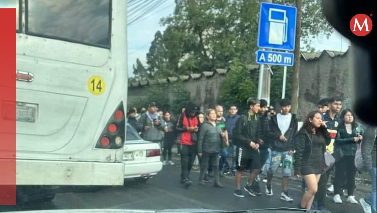 Cientos de mexiquenses tuvieron que buscar rutas alternas por la falla en el Metro. Foto: (Especial)