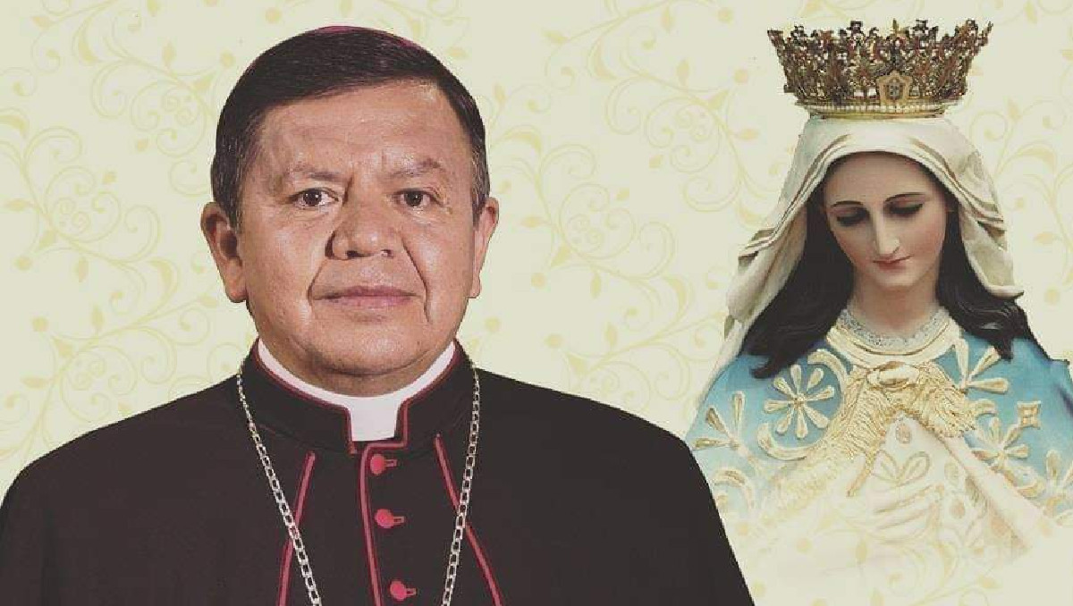 Hombres armados asaltan a obispo de Tehuacán | Especial