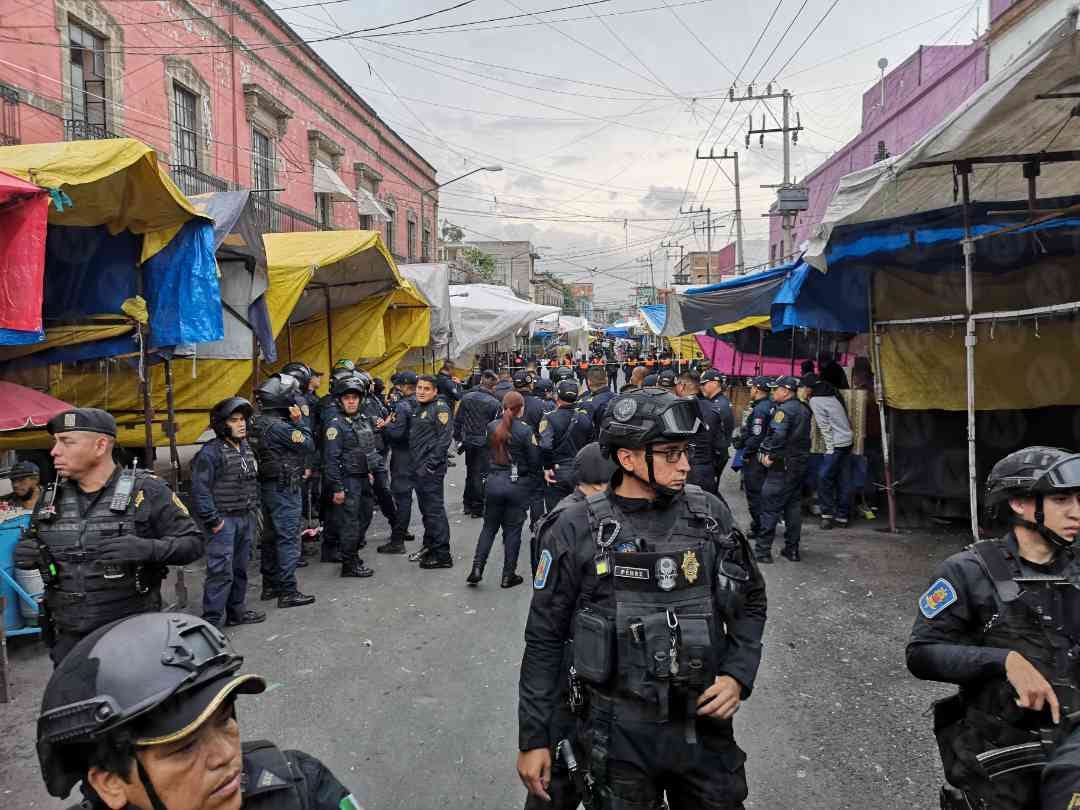 Policías acordonaron la zona.
