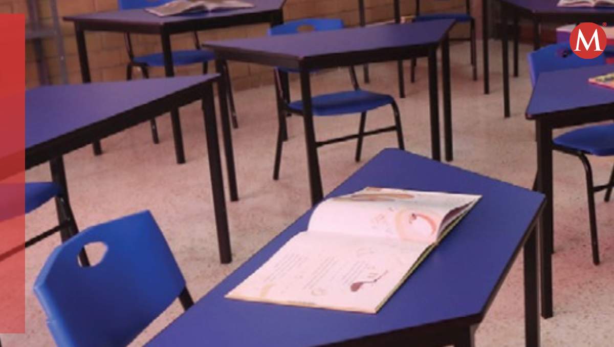 Recomiendan se verifique en la escuela en donde se van a inscribir si tiene validez su RVOE. | Foto: Tania Contreras