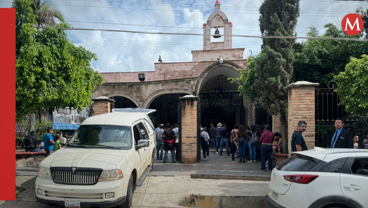 Los funerales de Ernesto y Héctor se llevaron a cabo en la parroquia de Nuestra Señora del Perpetuo Socorro en Tequila (Foto: Pablo Núñez)