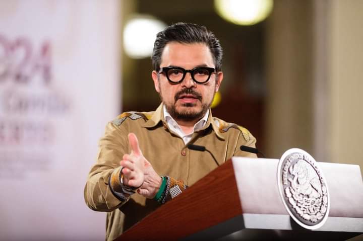 Zoé Robledo permanece al frente del IMSS | Facebook