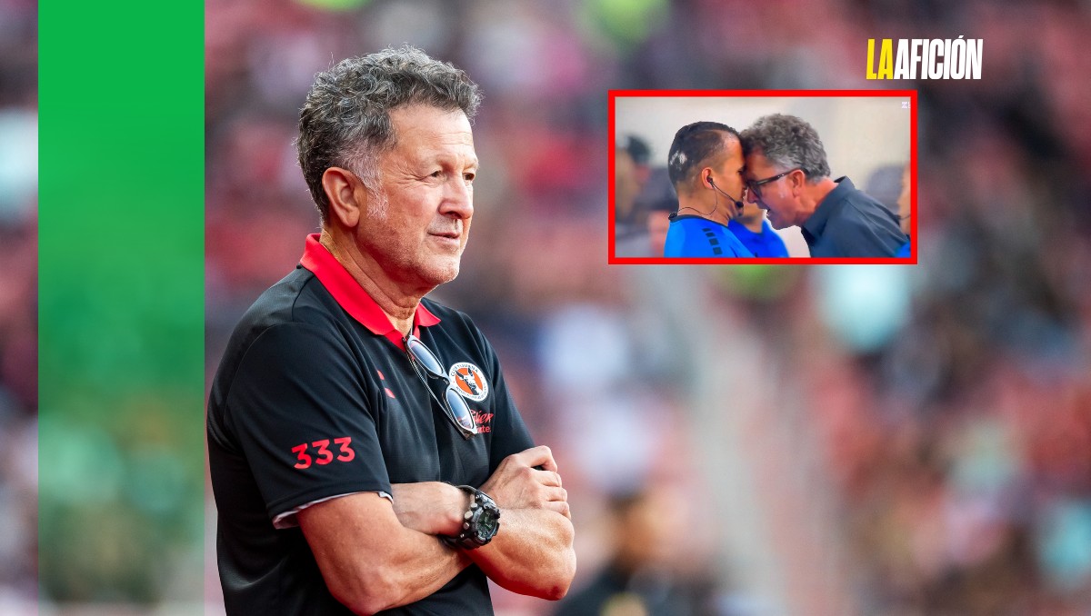 Juan Carlos Osorio encara a árbitro en partido de Xolos vs LAFC y se va expulsado (Imago 7/Especial)
