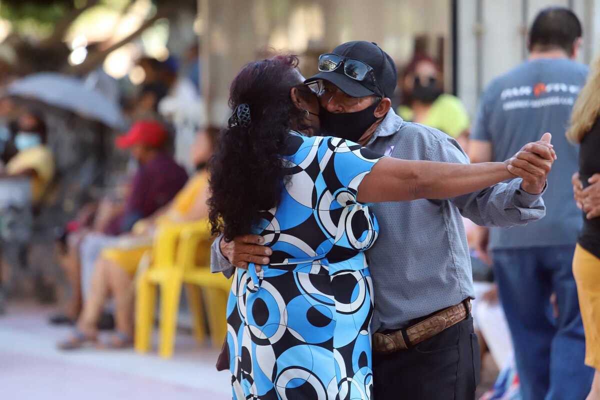 Quedarán prohibidos los bailes y festejos en la vía pública en Matamoros. (Rolando Riestra)