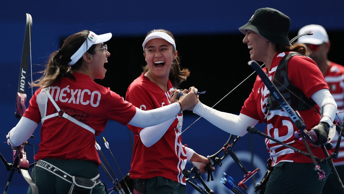 Equipo femenil de tiro con arco mexicano avanza a semifinales tras vencer a Alemania (Reuters)
