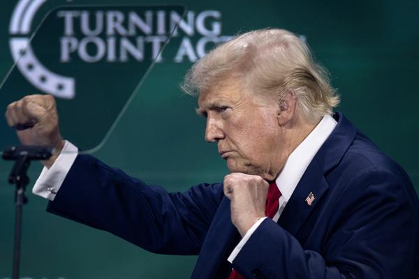 Donald Trump durante la 'Cumbre de Creyentes' de Turning Point Action en West Palm Beach, Florida | Foto: EFE