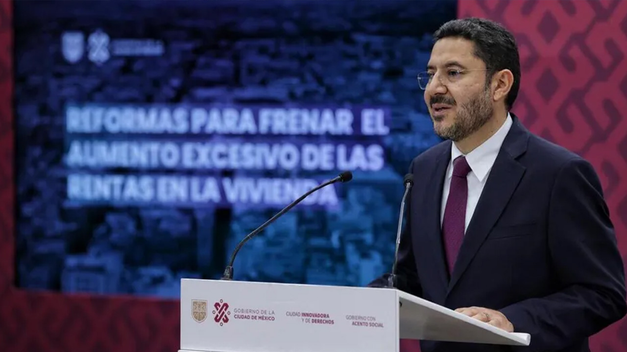 Martí Batres presenta reformas para limitar aumentos a la renta de vivienda en Ciudad de México