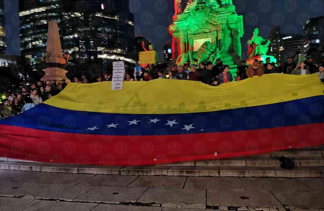 Venezolanos protestan en Ciudad de México tras resultados en elecciones. (Foto: especial)