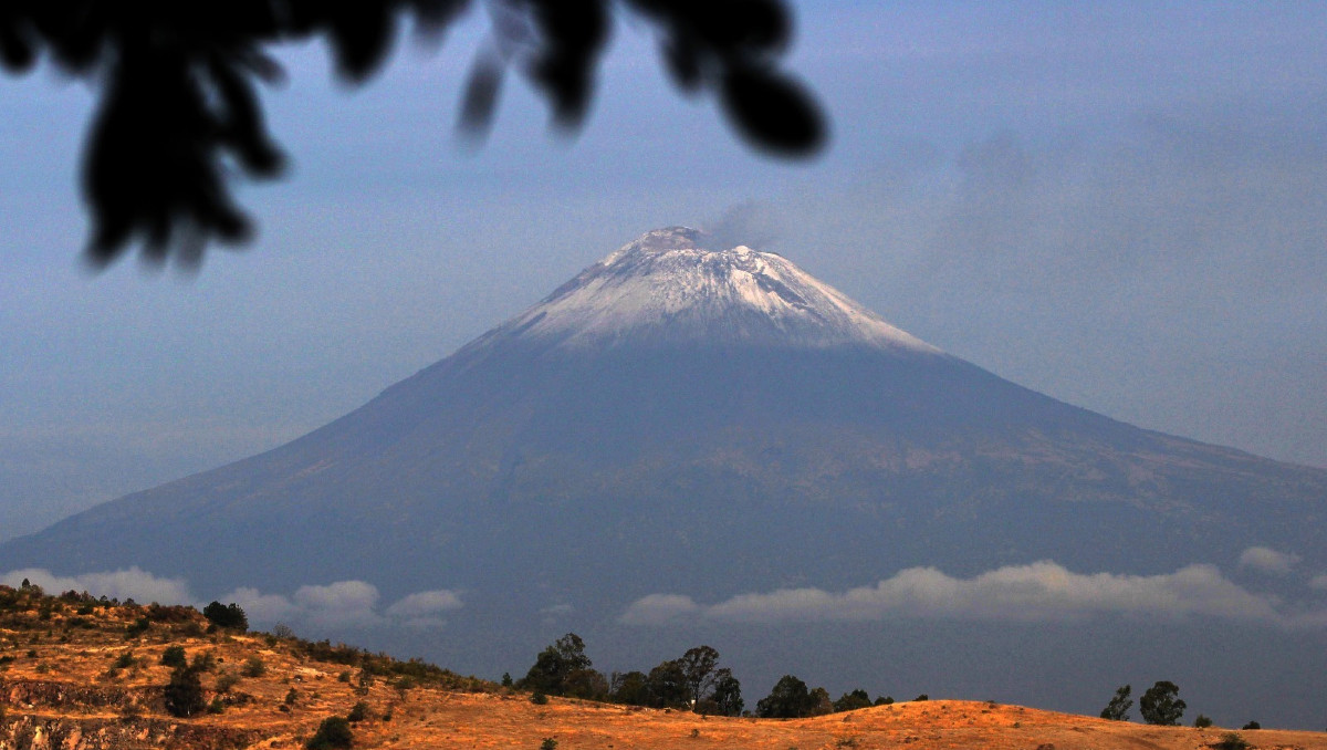 Vista del volcán Popocatépetl desde San Pedro Benito Juárez. | Fototeca: Andrés Lobato