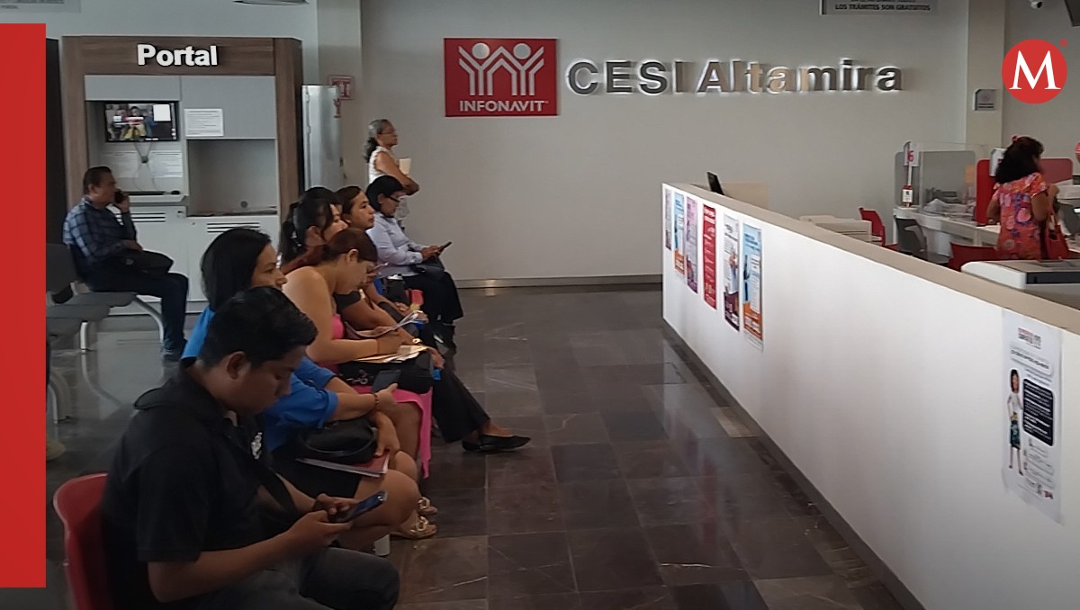Centro de Atención de Infonavit en Altamira, Tamaulipas. (Víctor Durán)