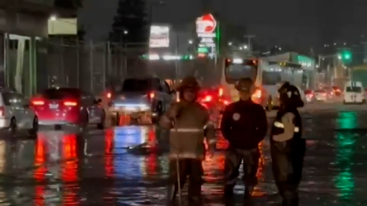 Lluvias dejan severas inundaciones en Ecatepec y San Salvador Atenco, Edomex