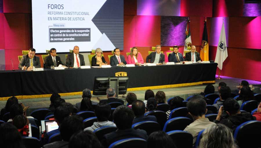 Expertos de UNAM en foro. (Foto: UNAM)