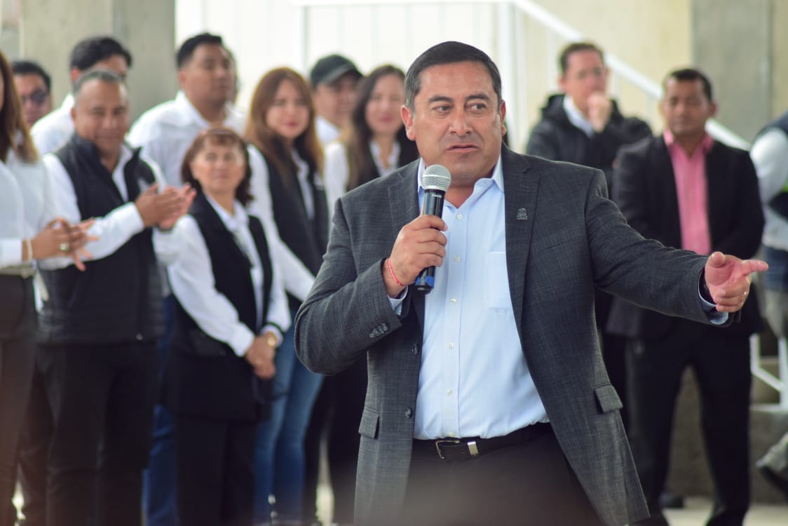 Salvador Jiménez asegura que su gobierno ha cumplido en tiempo y forma los trabajos para la transición.