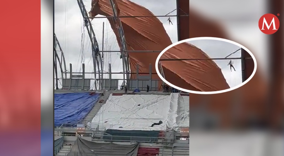 Hombre queda atrapado en una lona en el estadio GNP.
