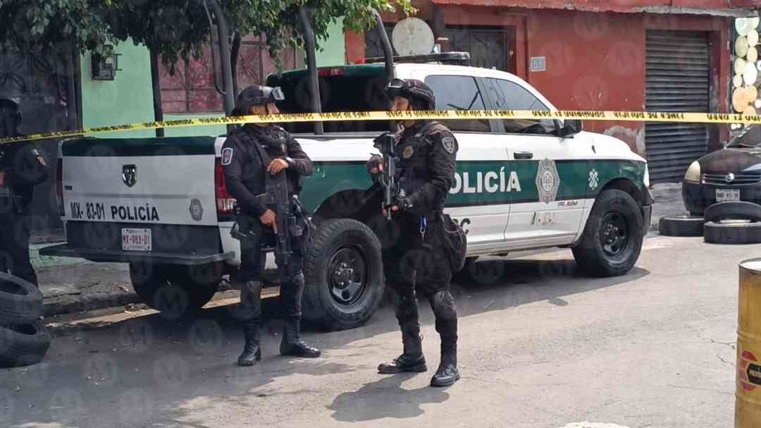 En el lugar fue localizada una pareja con impactos de bala. (Foto: Jorge Becerril)