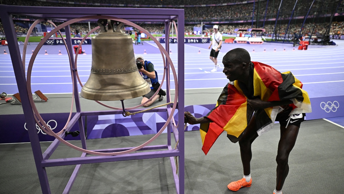 ¿Por qué los campeones olímpicos de atletismo tocan una campana en París 2024? (Reuters)