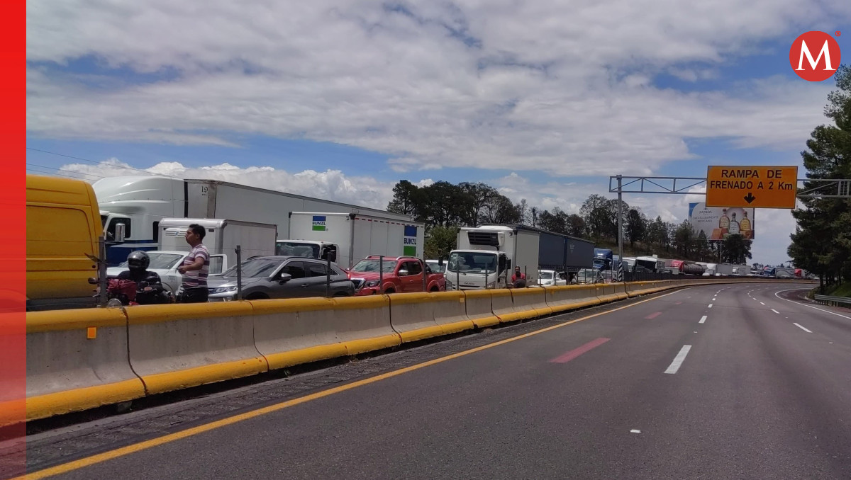 Bloquean la autopista México-Puebla | Agencia Es Imagen
