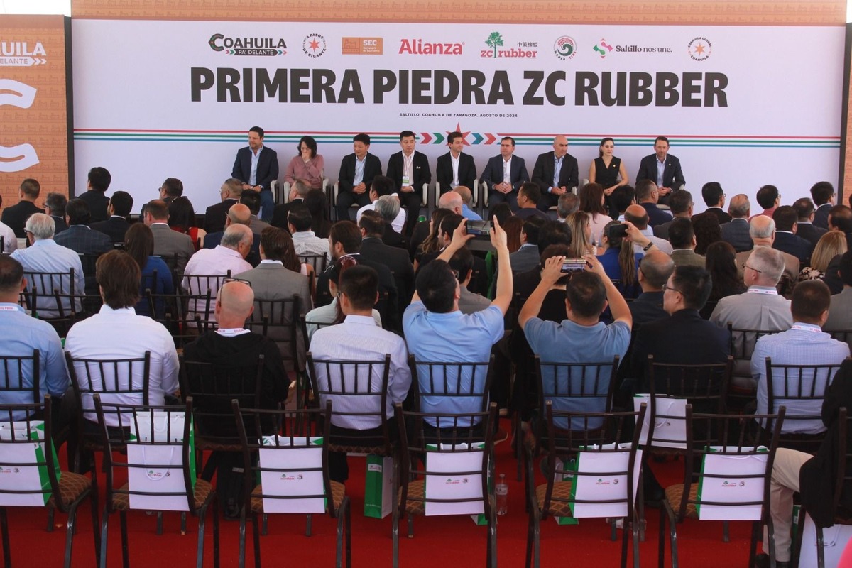Colocan primera piedra de empresa ZC Rubber en Saltillo.