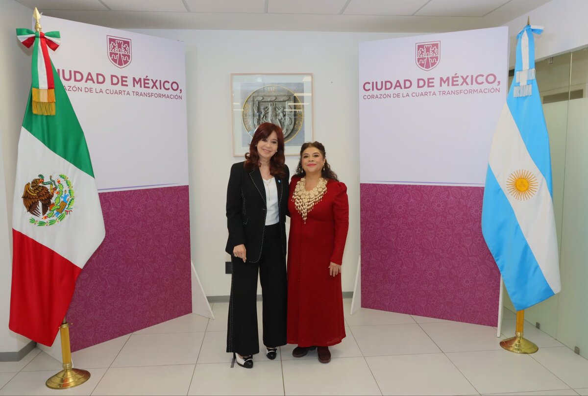 Compartieron sus experiencias frente al mando de sus naciones. (Foto: @ClaraBrugadaM)