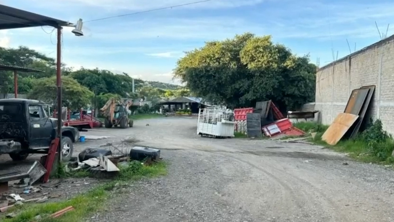 Desmantelan taller usado para blindar 'monstruos' del crimen organizado, en Teloloapan, Guerrero