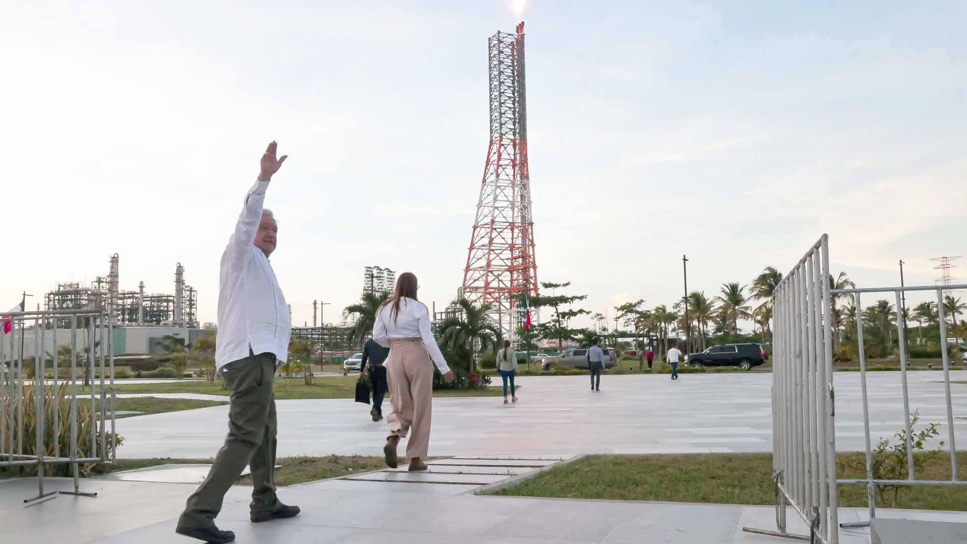 "¡Histórico!" Refinería Dos Bocas produjo el 10% de la gasolina mexicana