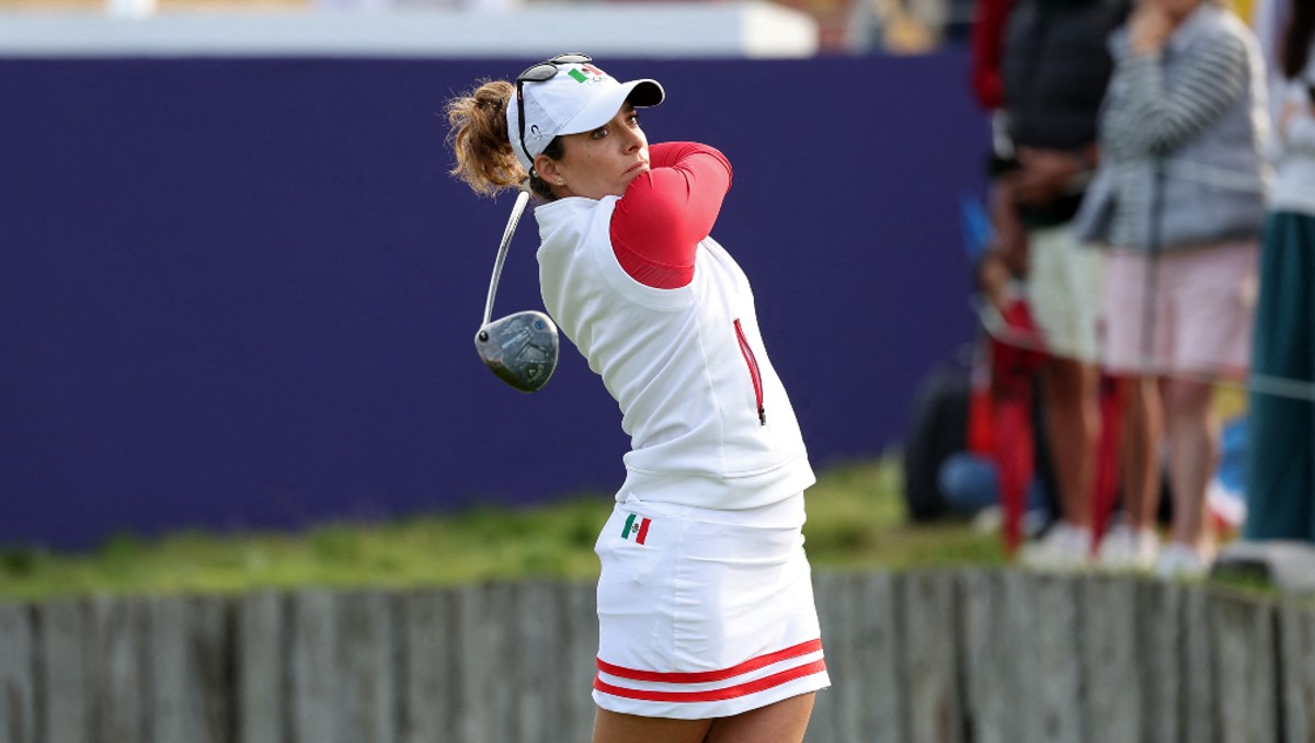 Gaby López se posiciona en tercer lugar en la ronda inicial del torneo femenino (AFP)