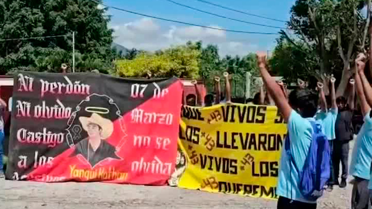 A 5 meses del asesinato del estudiante normalista en Guerrero, los responsables siguen sin sentencia