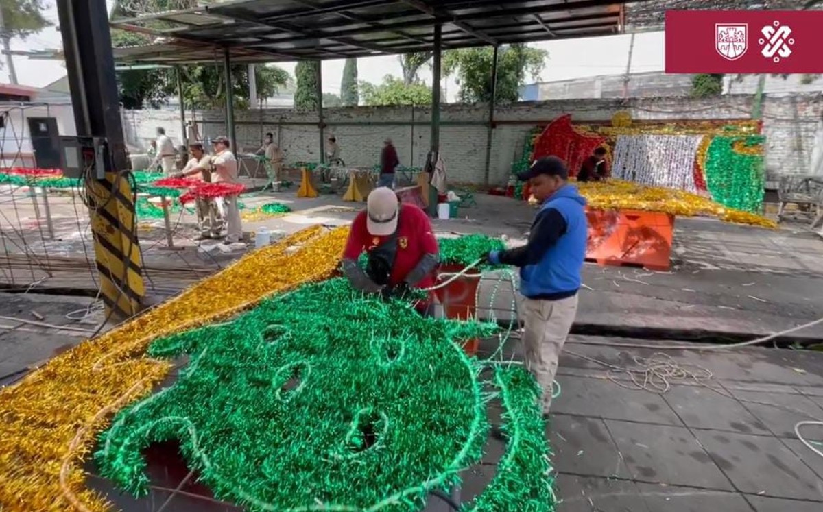 Sobse dio inicio a preparativos para el alumbrado de Fiestas Patrias en CdMx. Foto: @SOBSECDMX