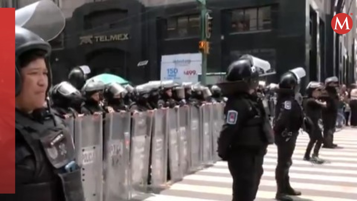 Comerciantes protestan en Eje Central | Especial
