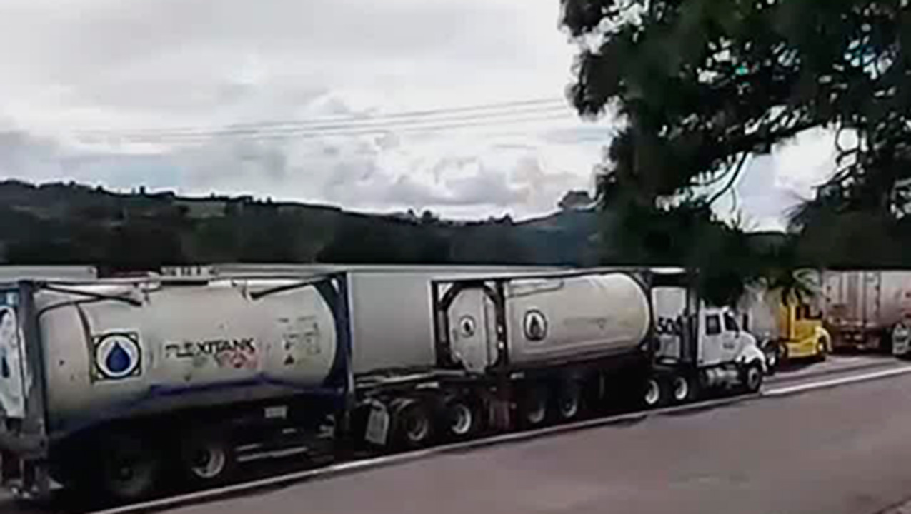 Reabren la autopista México-Puebla tras dos horas de bloqueo