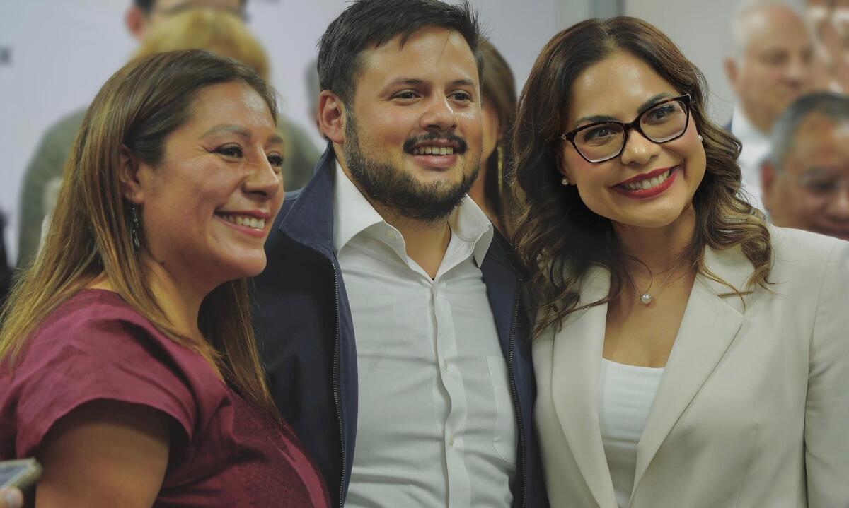 Las congresistas agradecieron el nombramiento. (Foto: especial)