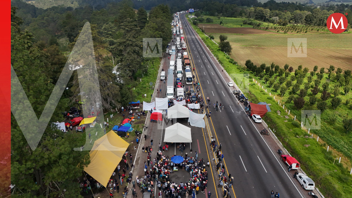 Bloqueo en la México-Puebla | Agencia Es Imagen