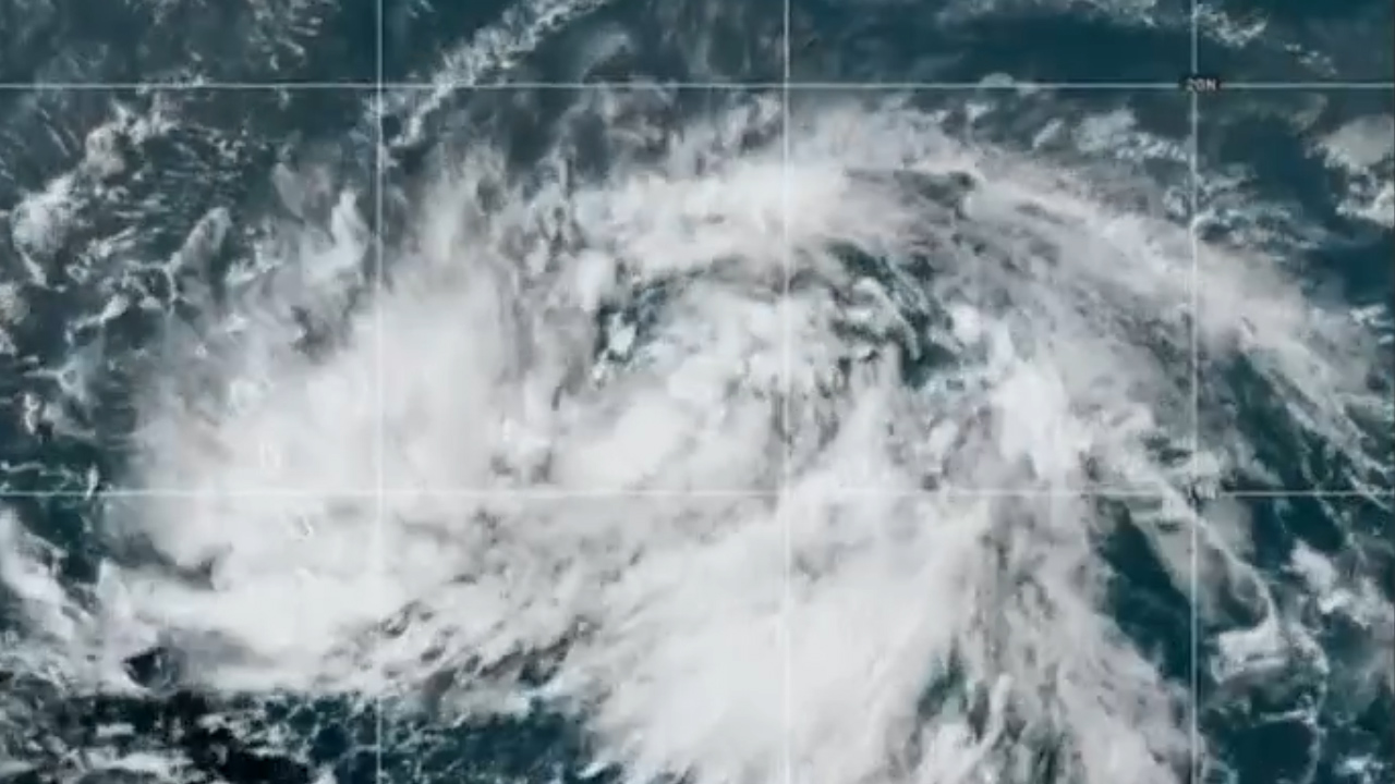 Se forma tormenta tropical 'Ernesto' en el Océano Atlántico