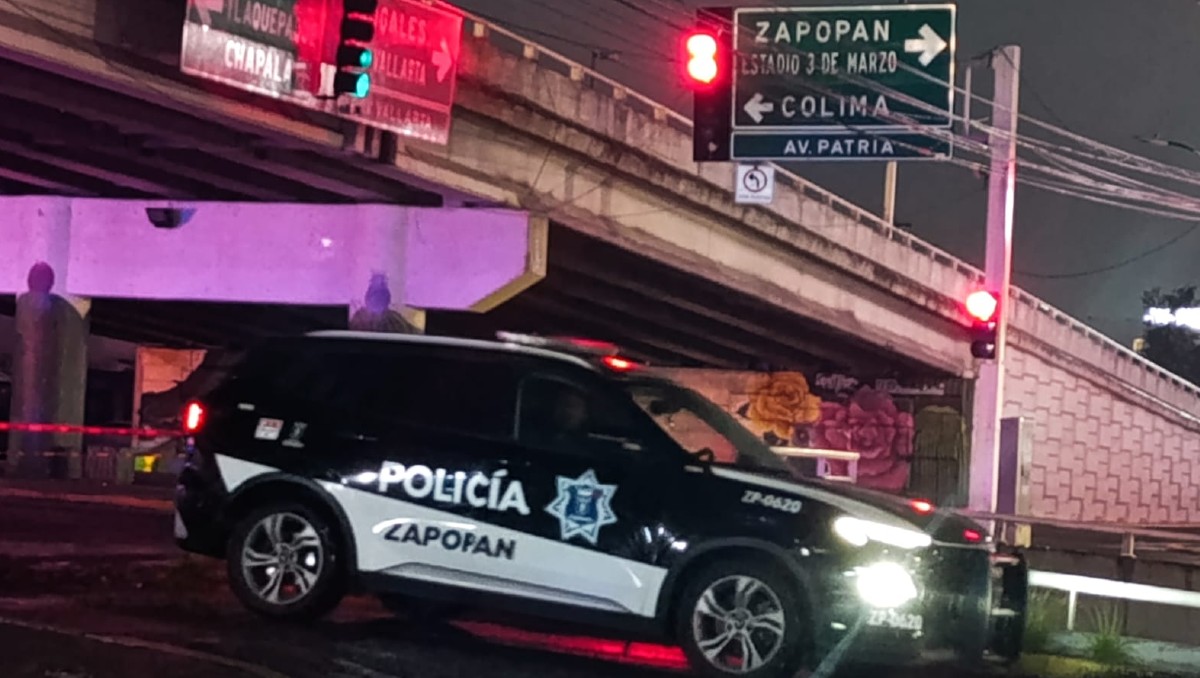 Policías de Zapopan atendieron el reporte de robo y persiguieron a los presuntos involucrados (Vicente Torres Munguía)