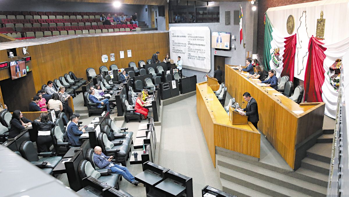 Otro de los principales temas de la actual Legislatura fueron las faltas, las cuales generaron descuentos de casi 2 mdp. Luis Guerra