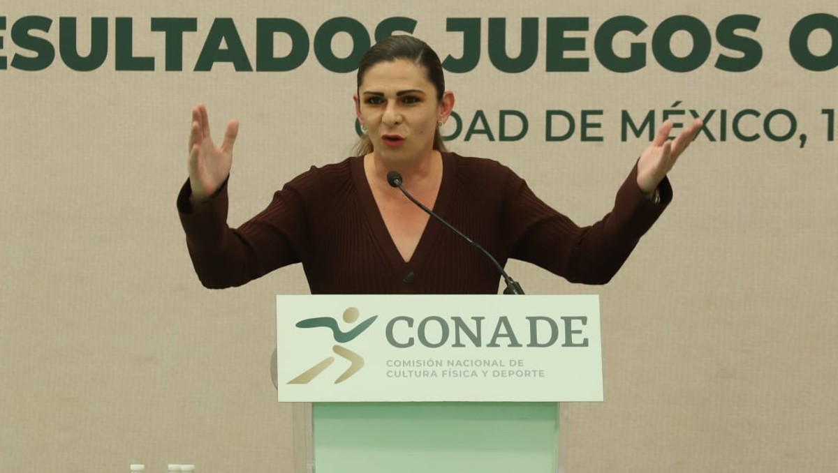 Ana Guevara aclara que los gastos en París corrieron por su cuenta (Jesús Quintanar)