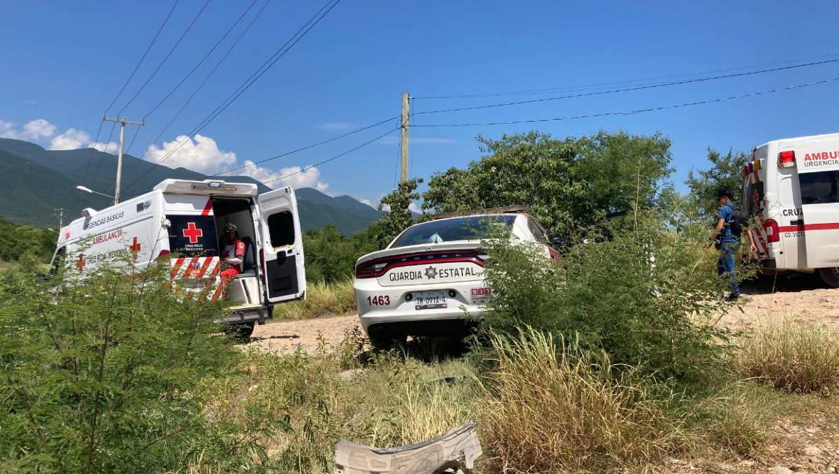 Por falla en frenos, patrulla de la Guardia Estatal tiene accidente en Tamaulipas