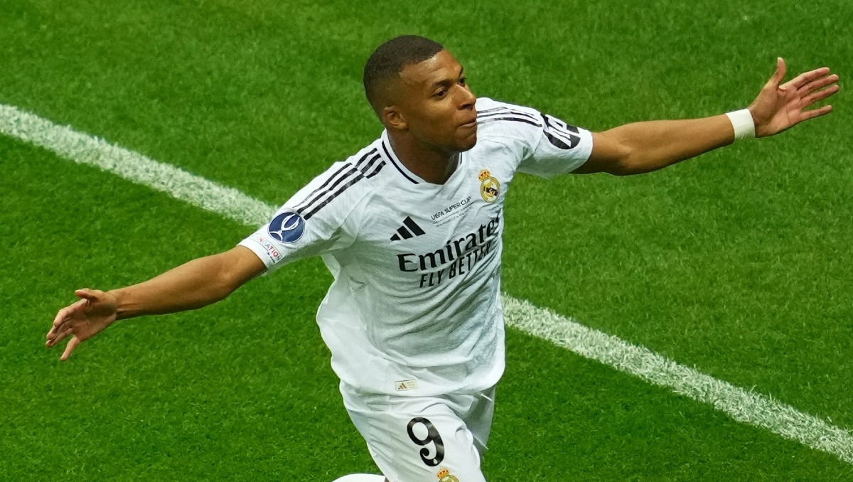Kylian Mbappé gana su primer título europeo en su estrenó con Real Madrid (Reuters)