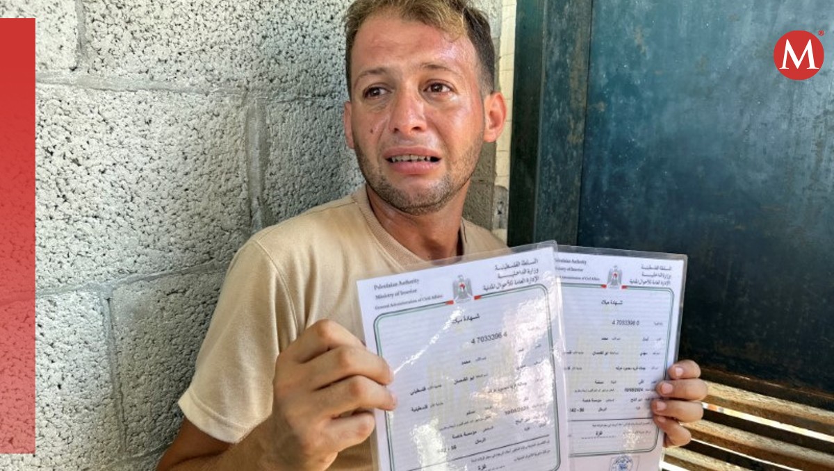 Mohamed Abu al-Qumsan perdió a sus hijos, esposa y suegra en un instante. | Reuters