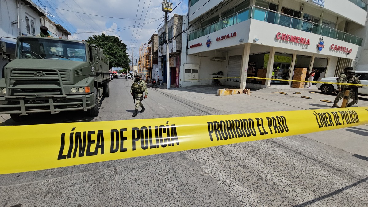 Encuentran a una pareja sin vida al interior de una casa en Zapopan (Juan Carlos Munguía)