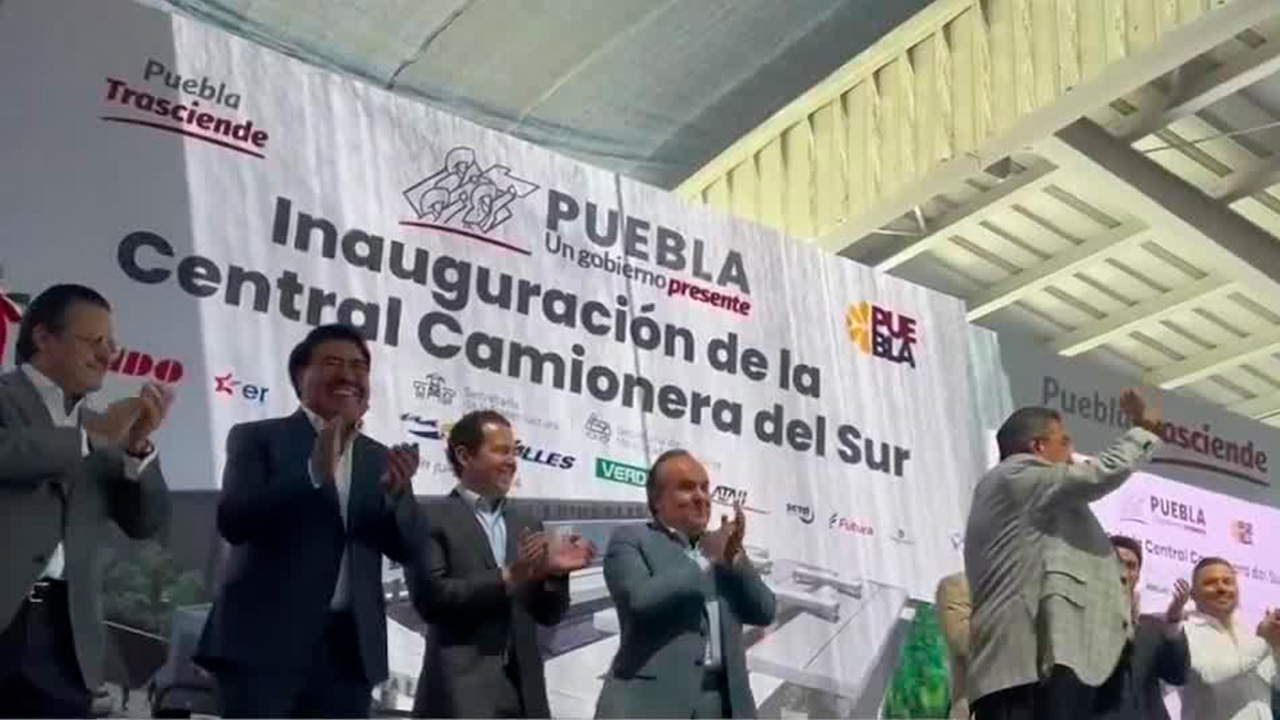 Inauguran la Central Camionera del Sur en Puebla que transportará a 100 mil personas mensualmente
