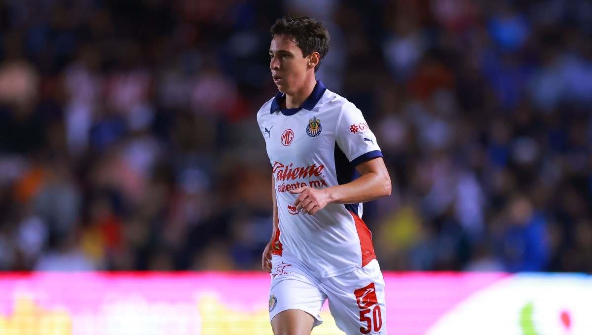 Mateo Chávez recupera la confianza en Chivas (Imago 7)