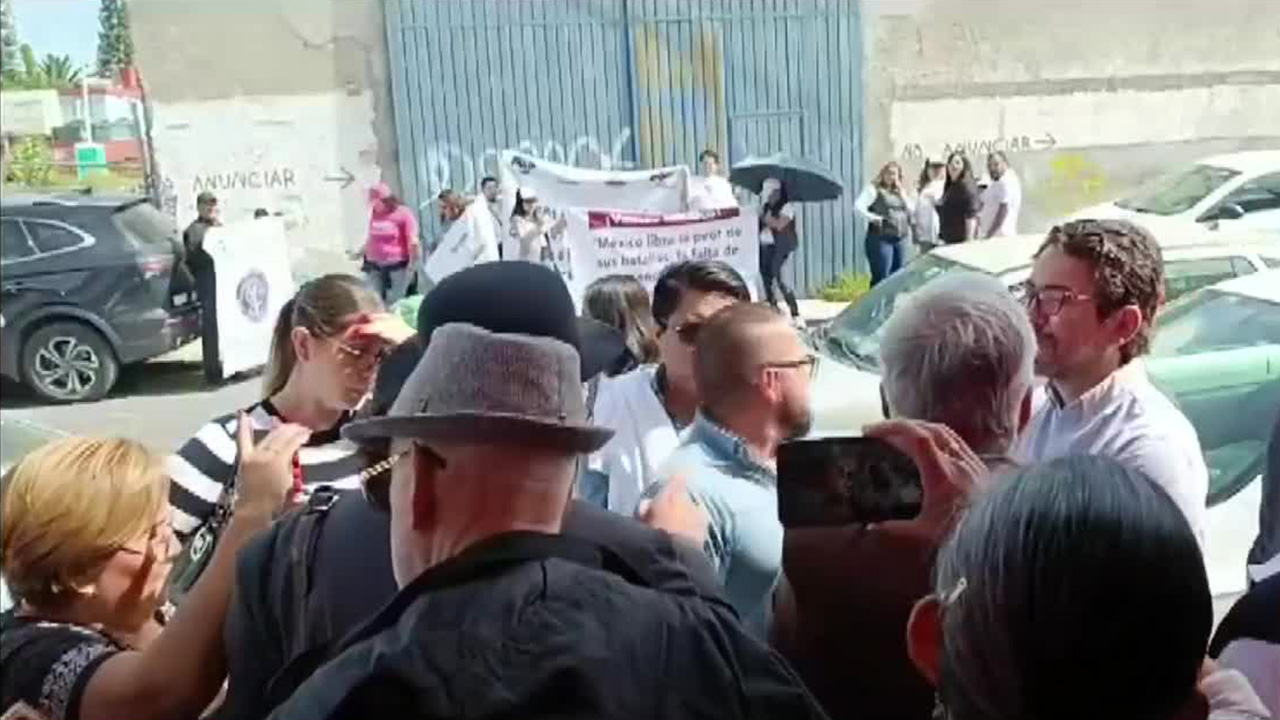 Lenia Batres acusa de boicot a trabajadores del Poder Judicial que se manifestaron afuera de la UBJ