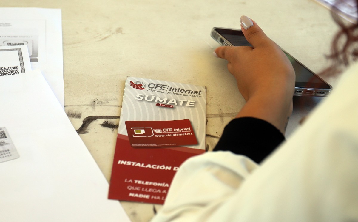 Chip con internet gratis es entregado en Gómez Palacio. l Rolando Riestra